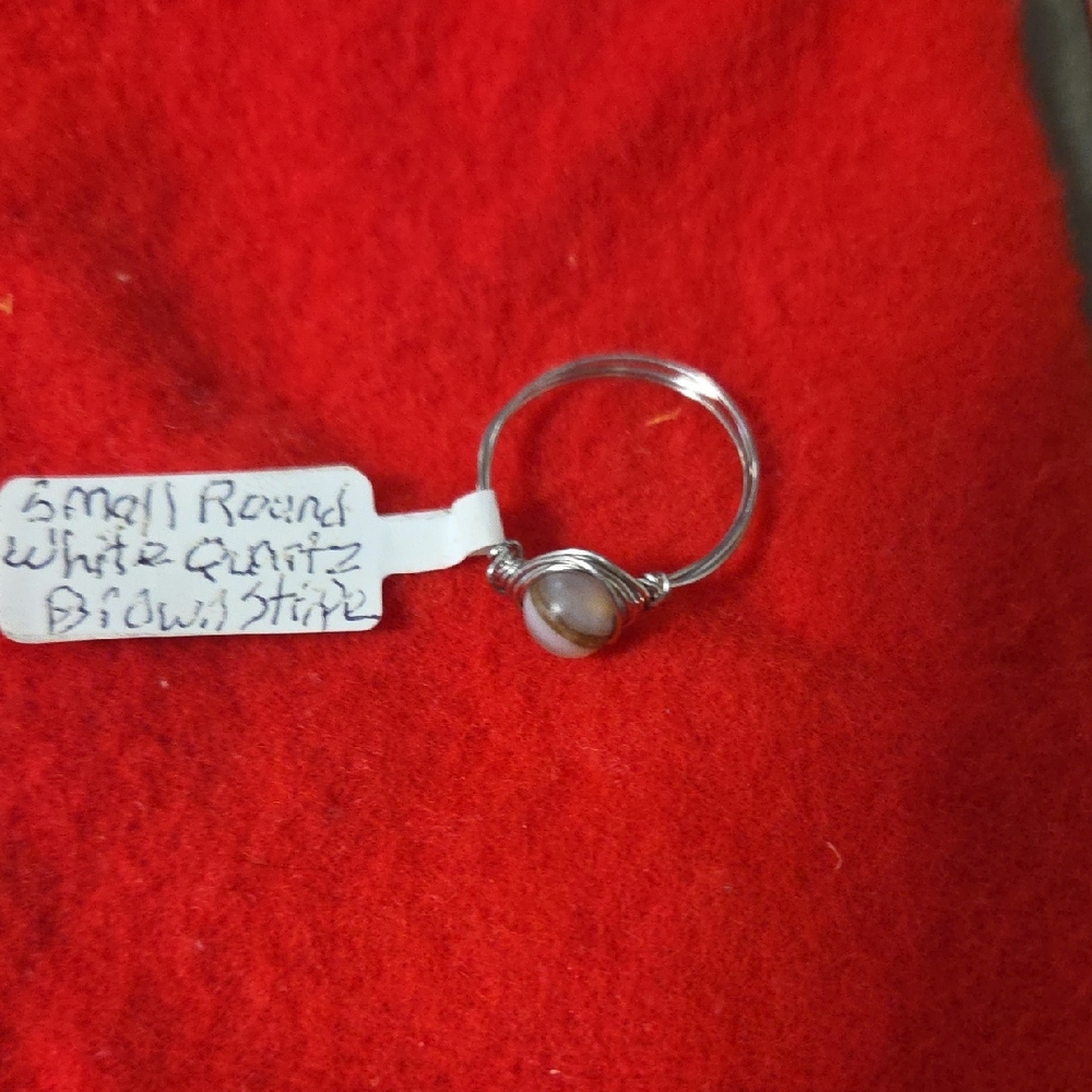 Chic Silver Ring with White Quartz
